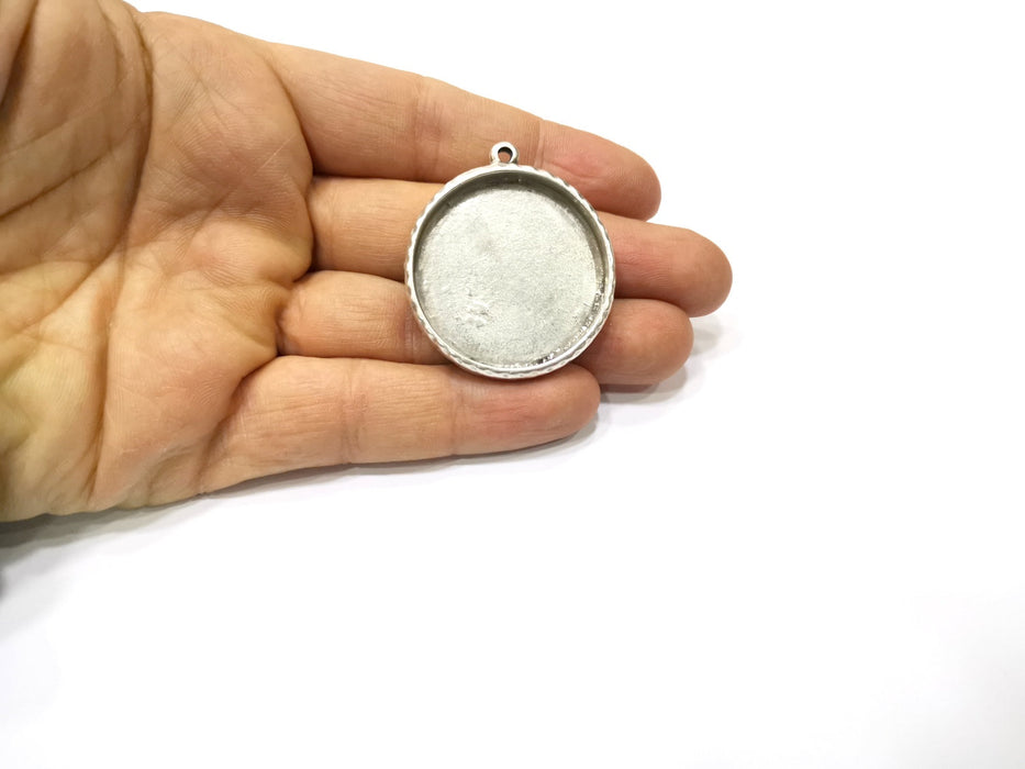 Silver Hammered Base Blank inlay Blank Pendant Base Resin Blank Mosaic Mountings Antique Silver Plated Metal (35mm blank )  G16786