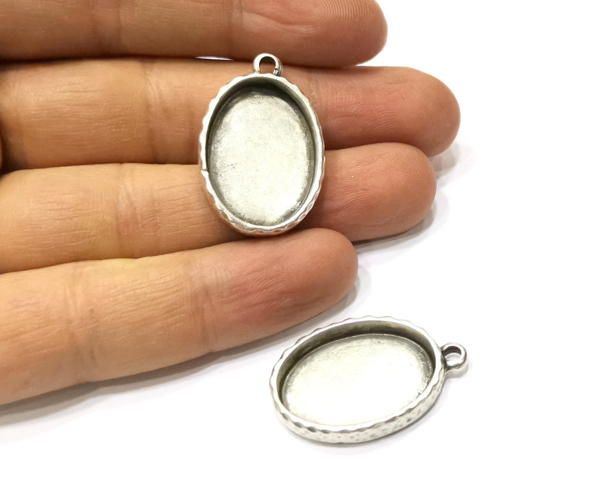 2 Silver Hammered Base Blank inlay Blank Pendant Base Resin Blank Mosaic Mountings Antique Silver Plated Metal (25x18mm blank )  G16788