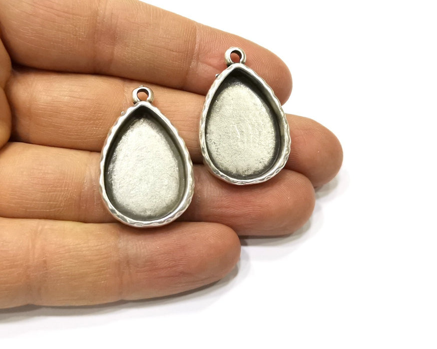 2 Silver Hammered Base Blank inlay Blank Pendant Base Resin Blank Mosaic Mountings Antique Silver Plated Metal (25x18mm blank )  G16792