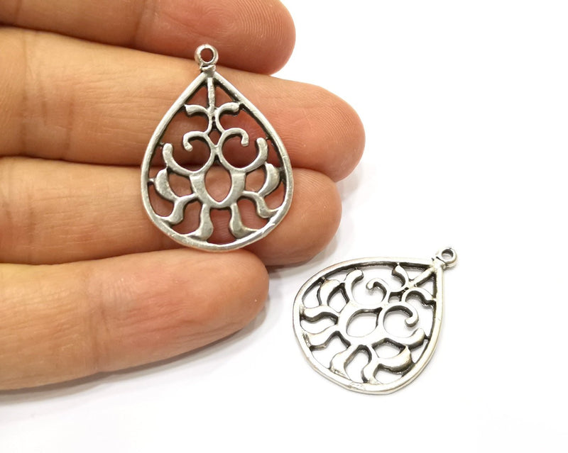 5 Silver Charms Antique Silver Plated Charms (32x23mm)  G17480