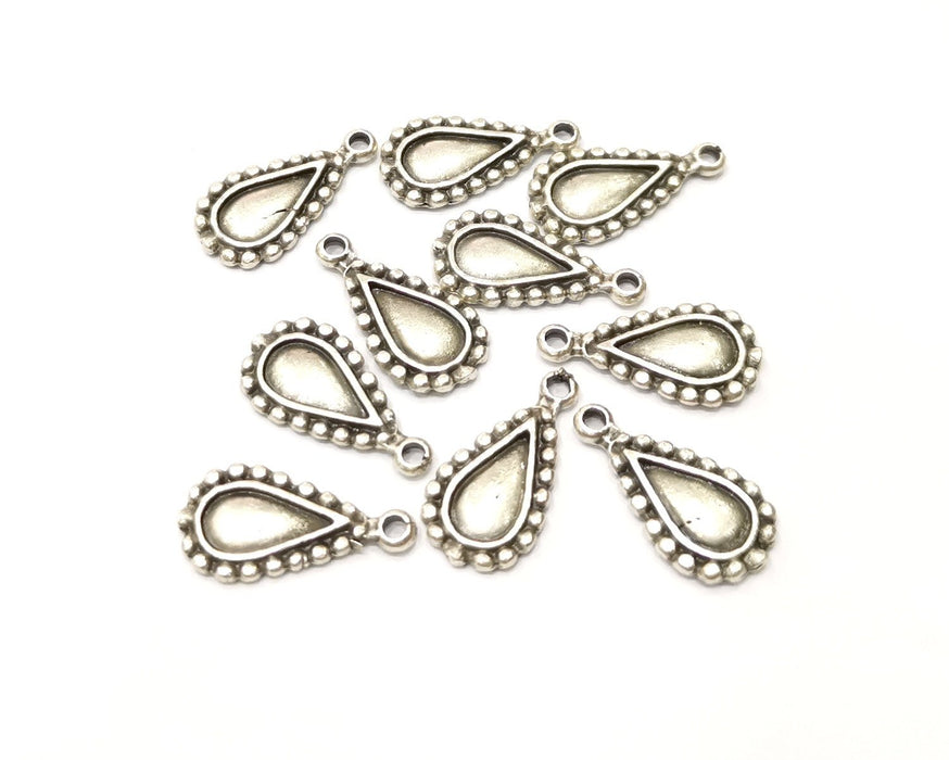 20 Teardrop Charms Antique Silver Plated Charms (20x11mm)  G17481