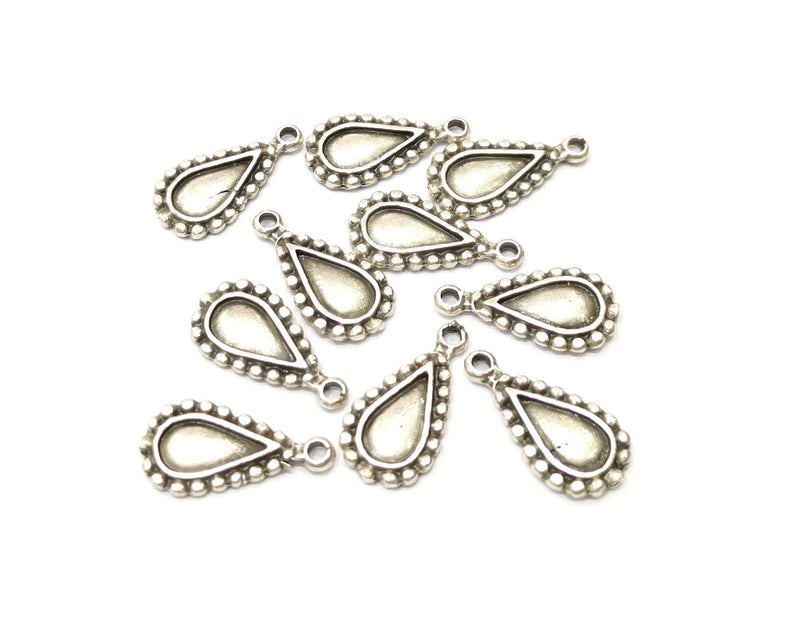20 Teardrop Charms Antique Silver Plated Charms (20x11mm)  G17481