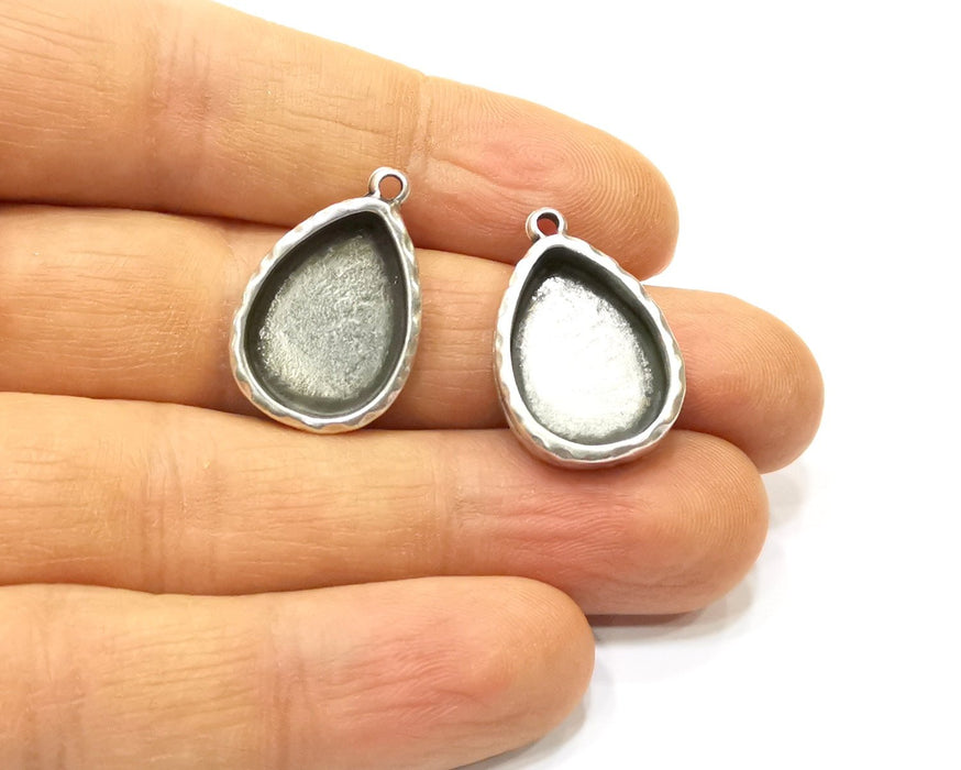 2 Silver Hammered Base Blank inlay Blank Pendant Base Resin Blank Mosaic Mountings Antique Silver Plated Metal (18x13mm blank )  G16807