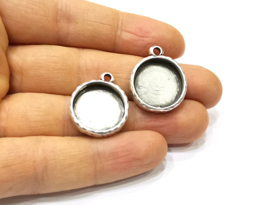 2 Silver Hammered Base Blank inlay Blank Pendant Base Resin Blank Mosaic Mountings Antique Silver Plated Metal (18mm blank )  G16814