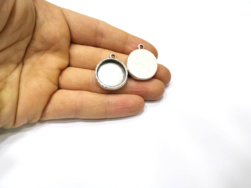 2 Silver Hammered Base Blank inlay Blank Pendant Base Resin Blank Mosaic Mountings Antique Silver Plated Metal (20mm blank )  G16876