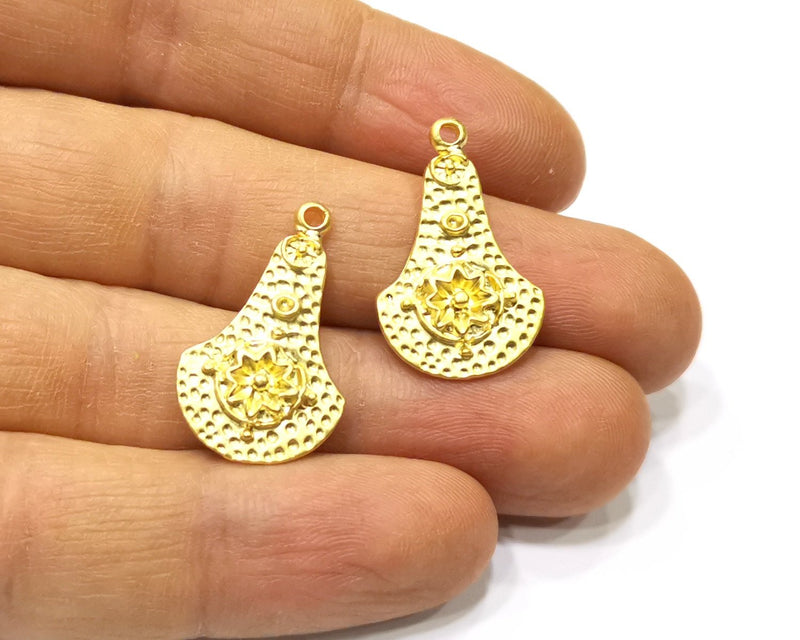4 Flower Charms Gold Plated Charms  (26x16mm)  G16916