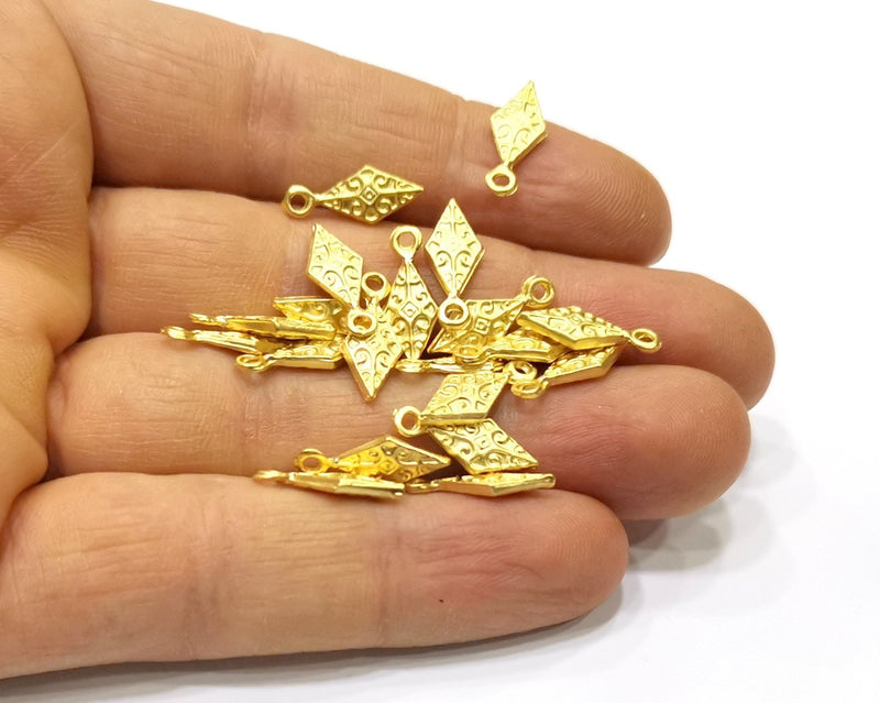 10 Gold Charms Gold Plated Charms  (16x6mm)  G16927