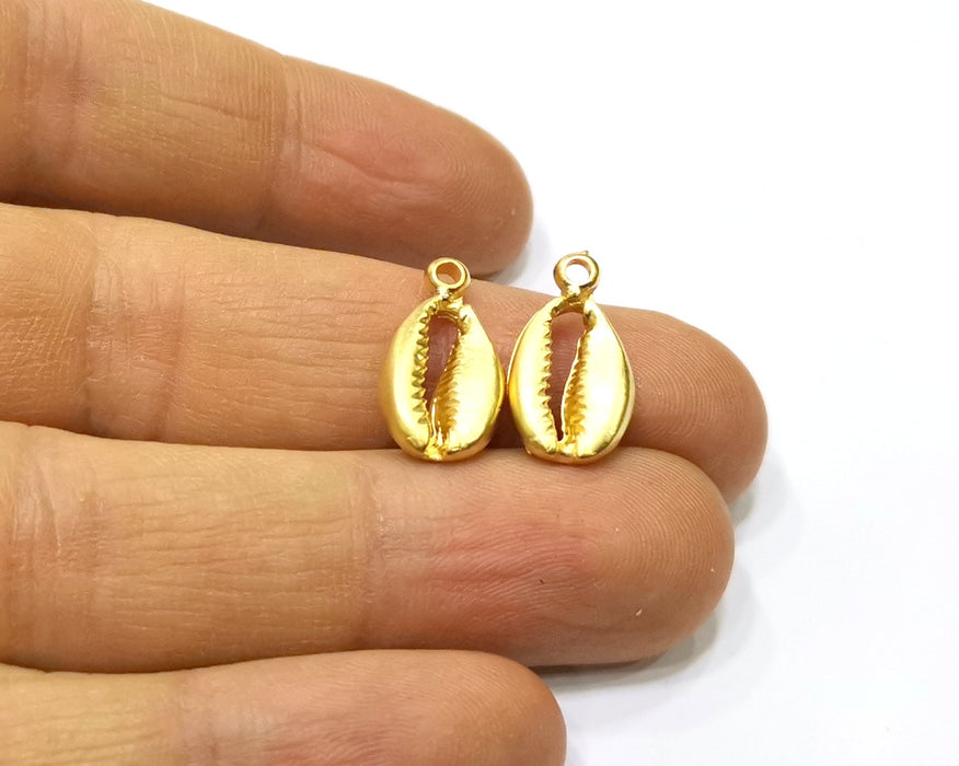 5 Cowrie Shell Charms Gold Charms Gold Plated Shell Charms (18x10mm)  G16938