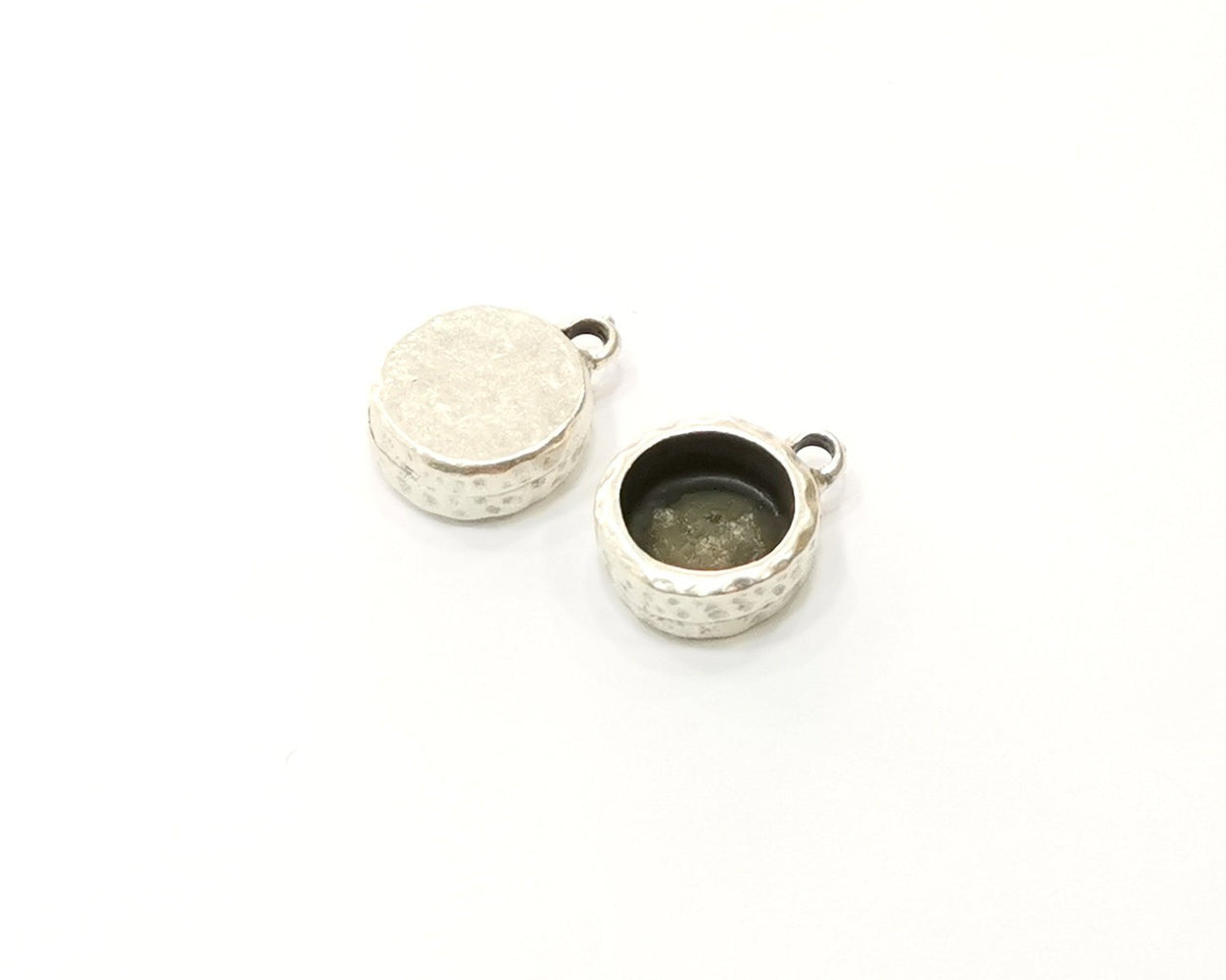 5 Silver Hammered Base Blank inlay Blank Pendant Base Resin Blank Mosaic Mountings Antique Silver Plated Metal (8mm blank )  G16947