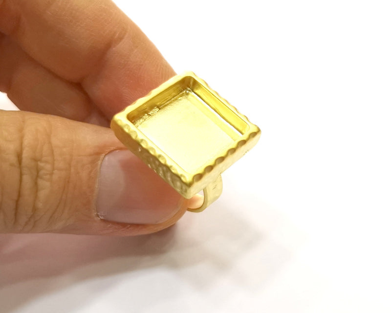 Hammered Ring Blank Setting Cabochon Base inlay Ring Hammered Mounting Adjustable Ring Bezel (16x16mm blank ) Gold Plated Metal G16973