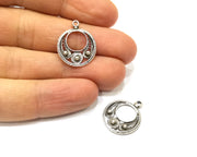 8 Silver Charms Antique Silver Plated Charms (22x18mm)  G17097