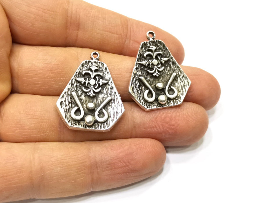 2 Silver Charms Antique Silver Plated Charms (29x24mm)  G17102