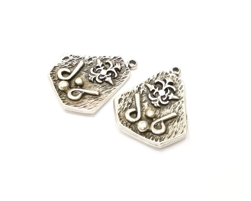 2 Silver Charms Antique Silver Plated Charms (29x24mm)  G17102