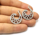 4 Silver Charms Antique Silver Plated Charms (28x22mm)  G17113