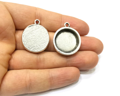2 Silver Pendant Blank Base inlay Blank Resin Bezel Mosaic Mountings Antique Silver Plated Metal (20 mm blank )  G17121
