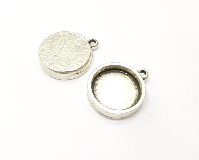 2 Silver Pendant Blank Base inlay Blank Resin Bezel Mosaic Mountings Antique Silver Plated Metal (20 mm blank )  G17121
