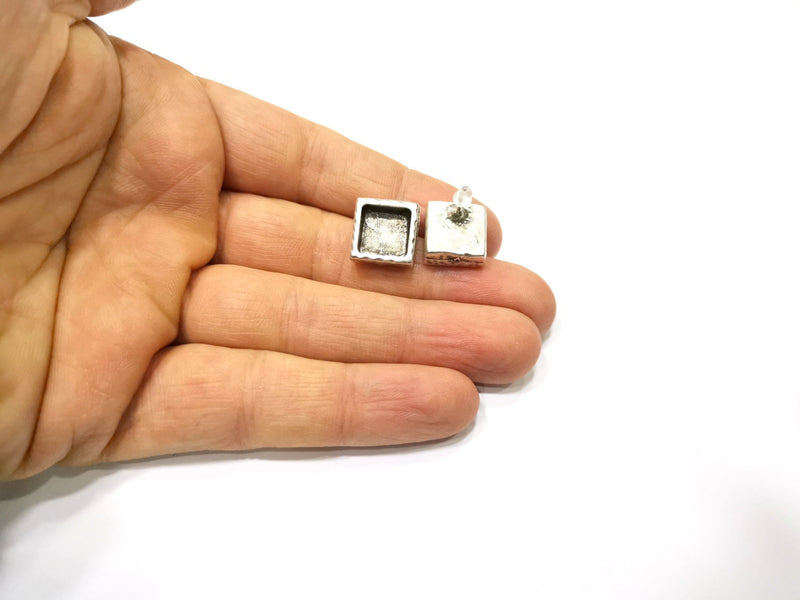 Earring Blank Backs Silver Base Setting Hammered Resin Blank Cabochon Base inlay Mounting Antique Silver Plated (10x10mm)1 Pair G17163