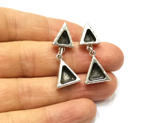 Earring Blank Backs Silver Base Setting Hammered Resin Blank Cabochon Base inlay Mounting Antique Silver Plated (9x8+7x6mm) 1 Pair G17164