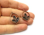 5 Leaf Charm Antique Copper Charm (28x20mm) G17619