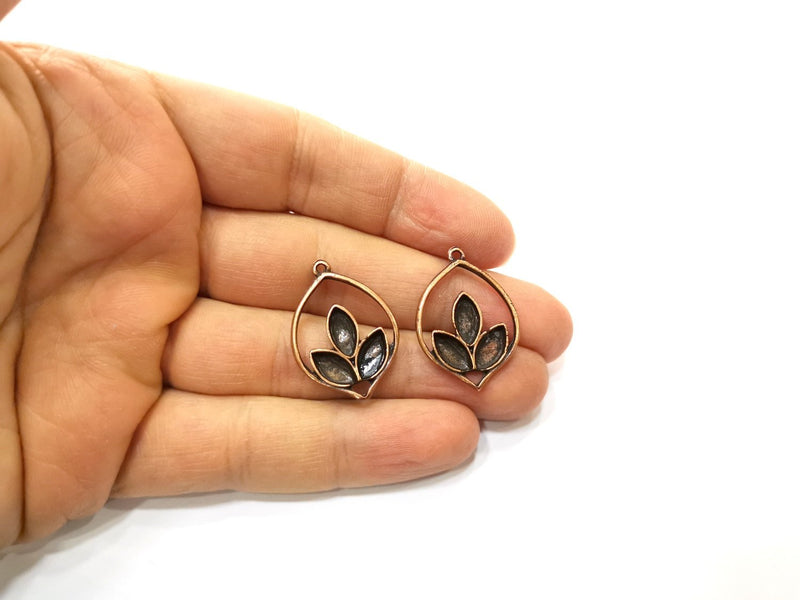 5 Leaf Charm Antique Copper Charm (28x20mm) G17619