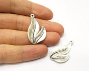 4 Leaf Charms Antique Silver Plated Charms (35x24mm)  G17265
