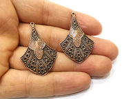 2 Copper Charm Antique Copper Charm (42x27mm) G17634