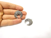 4 Silver Charms Antique Silver Plated Charms (30x28mm)  G17300