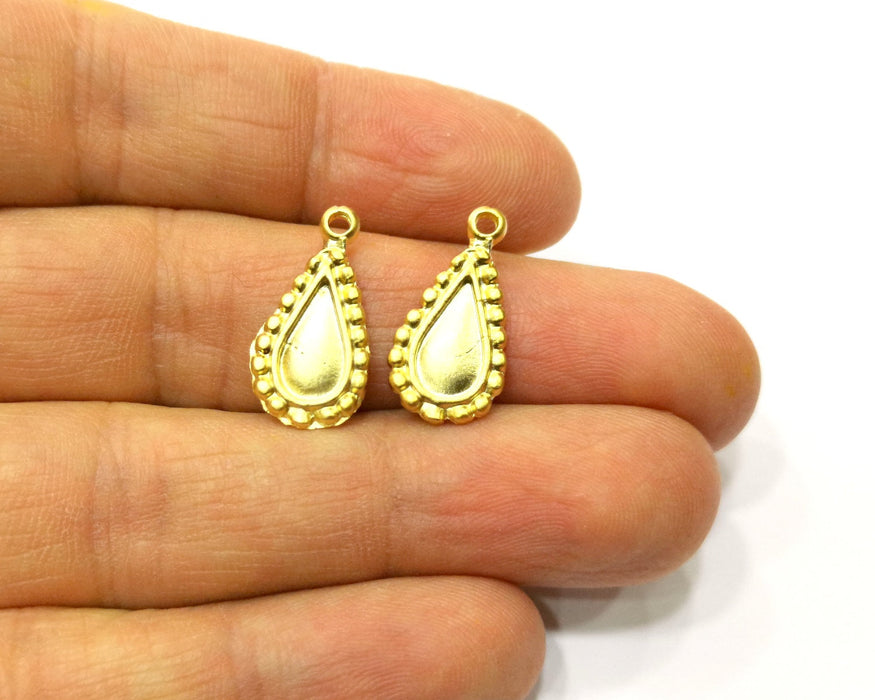 6 Teardrop Charms Gold Plated Charms  (20x10mm)  G17417