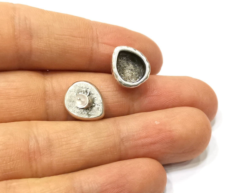 Earring Blank Backs Silver Base Setting Hammered Resin Blank Cabochon Base inlay Mounting Antique Silver Plated (10x8mm) 1 Pair G17459