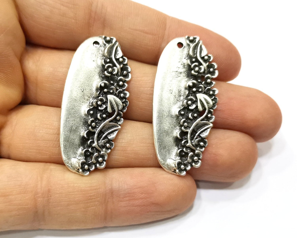 2 Silver Flowers Charms Antique Silver Plated Charms (43x19mm)  G17484