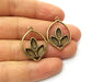 5 Leaf Charm Antique Bronze Plated Charm (29x20mm) G17754