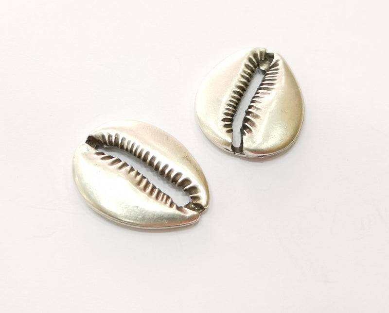 2 Large  Cowrie Shell Charms Silver Charms Antique Silver Plated Metal (28x23mm) G18462