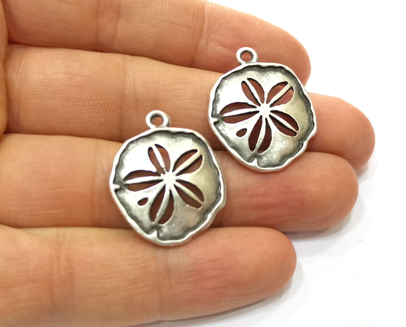4 Silver Charms Antique Silver Plated Charms (27x22mm)  G17843