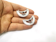 4 Ethnic Pendant Antique Silver Plated Pendant (39x26mm)  G17538