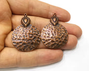 2 Hammered Round Charm Antique Copper Charm (41x30mm) G17567