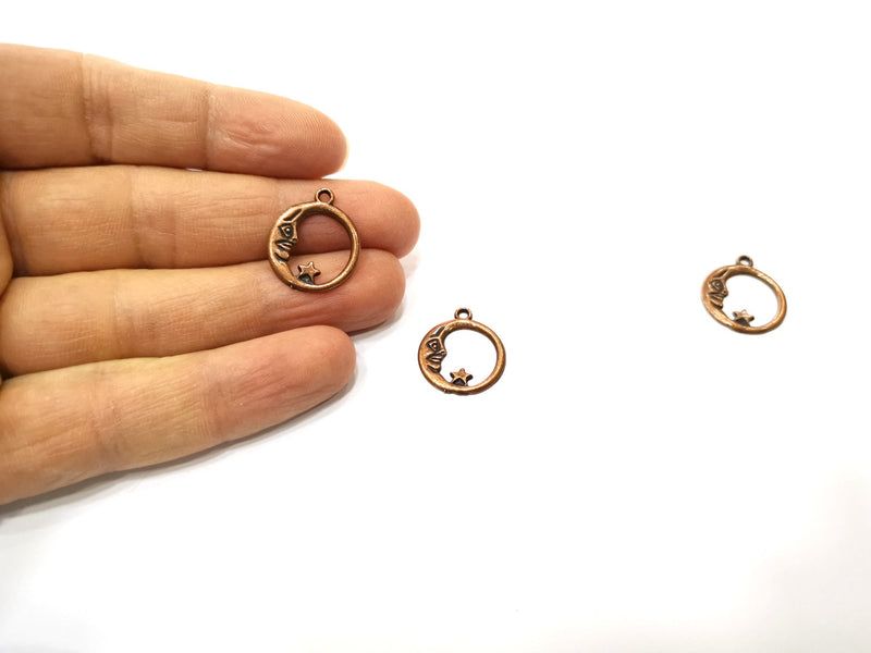 10 Moon and Star Charm Antique Copper Charm (18mm) G17706