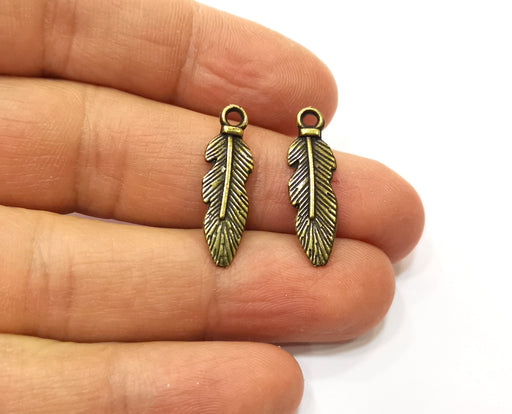 20 Leaf Charm Antique Bronze Plated Charm (25x7mm) G17769