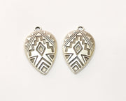 4 Silver Charms Antique Silver Plated Charms (30x18mm)  G18415
