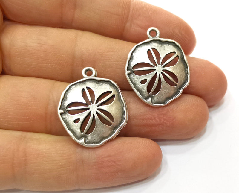 4 Silver Charms Antique Silver Plated Charms (27x22mm)  G17843