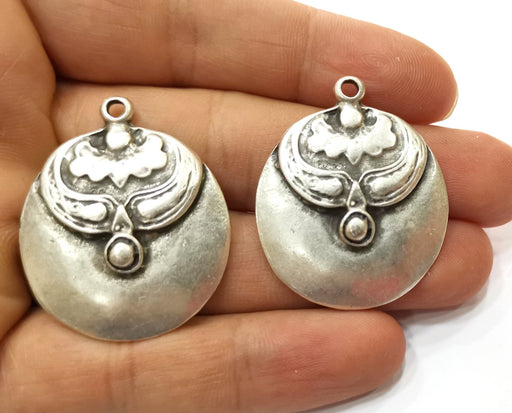 2 Silver Charms Antique Silver Plated Charms (39x32mm) G18069