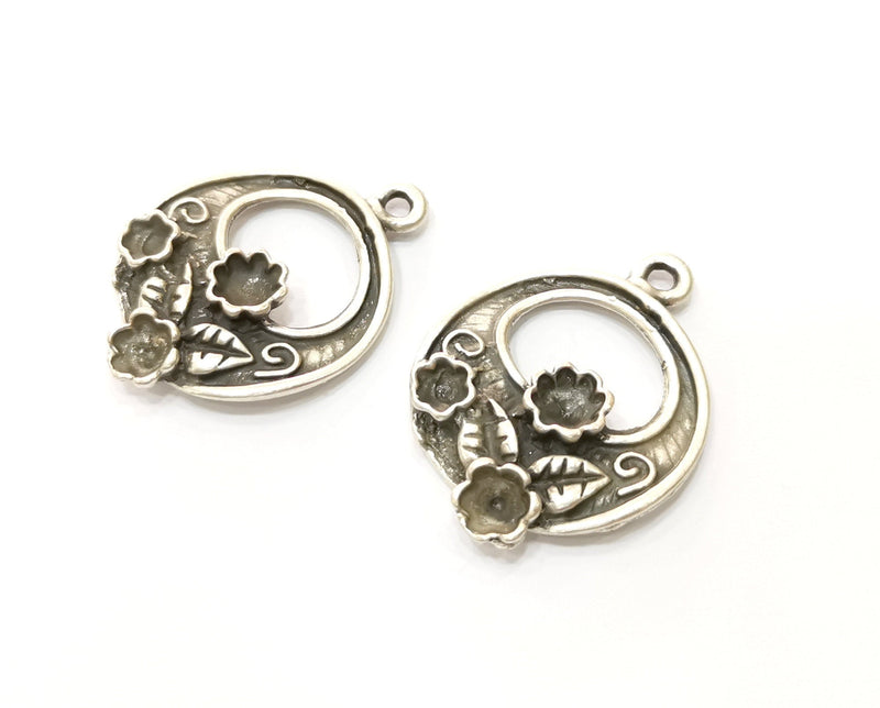 2 Silver Flower and Leaf Charms Antique Silver Plated Charms (35x27mm)  G18086