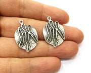 4 Silver Charms Antique Silver Plated Charms (29x20mm) G18092