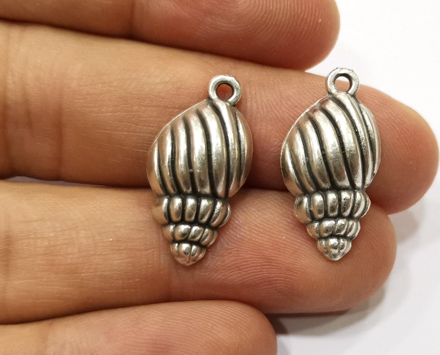 4 Conch Sea Shell Charms Antique Silver Plated Charms (24x13mm)  G18131