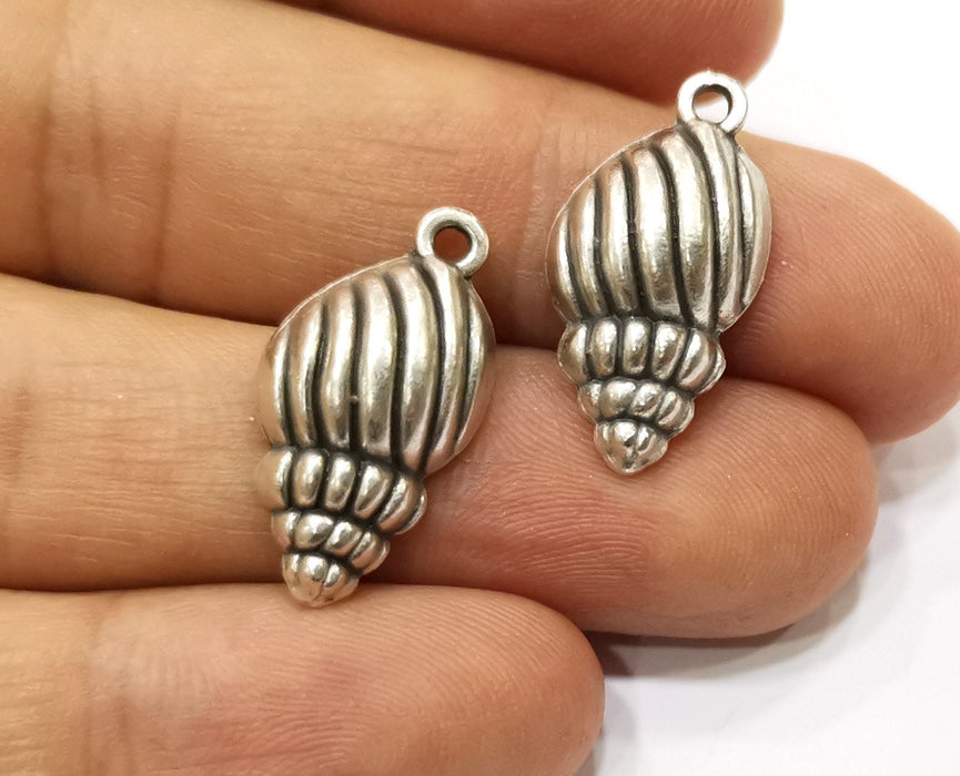 4 Conch Sea Shell Charms Antique Silver Plated Charms (24x13mm)  G18131