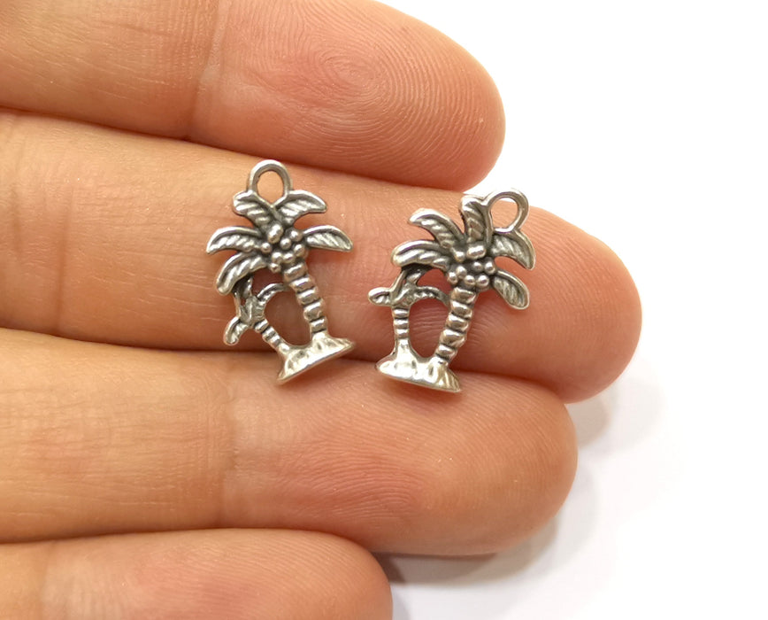 10 Palm Tree Charms Antique Silver Plated Charms (17x12mm)  G18159