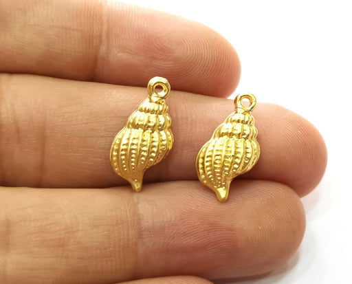 8 Conch Sea Shell Charms Gold Plated Charms (20x10mm)  G18191