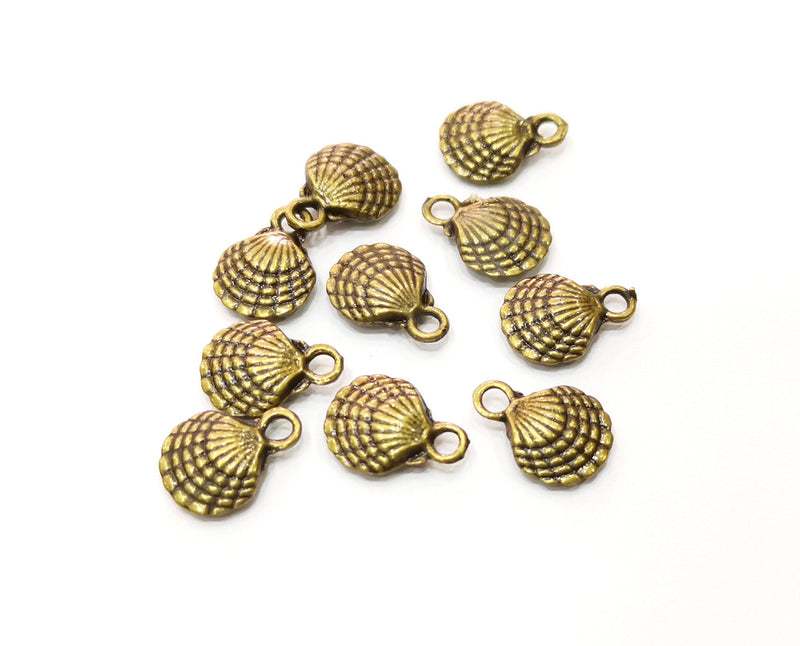 10 Oyster Sea Shell (Double Sided) Charms Antique Bronze Plated Charms (13x10mm)  G18268