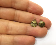 10 Oyster Sea Shell (Double Sided) Charms Antique Bronze Plated Charms (13x10mm)  G18268