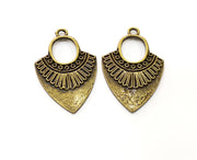 4 Bronze Charms Antique Bronze Plated Charms (31x20mm)  G18274