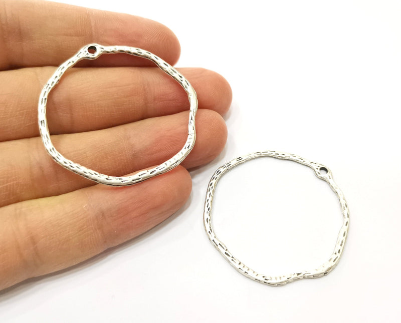 10 Silver Circle Charms Antique Silver Plated Metal (43 mm)  G17897